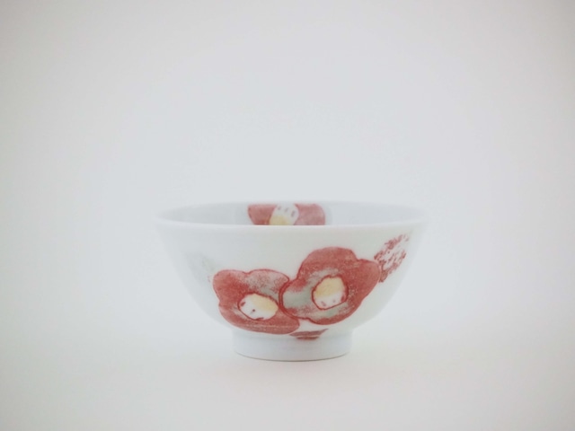 椿文飯碗 (小)（釉裏紅）